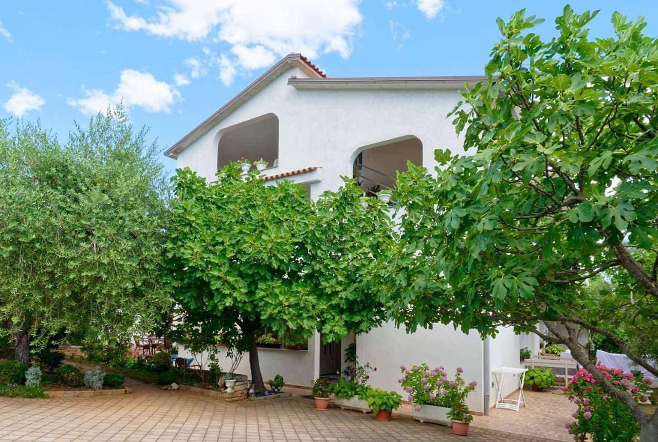 Apartments Susie by Rent Istria 1