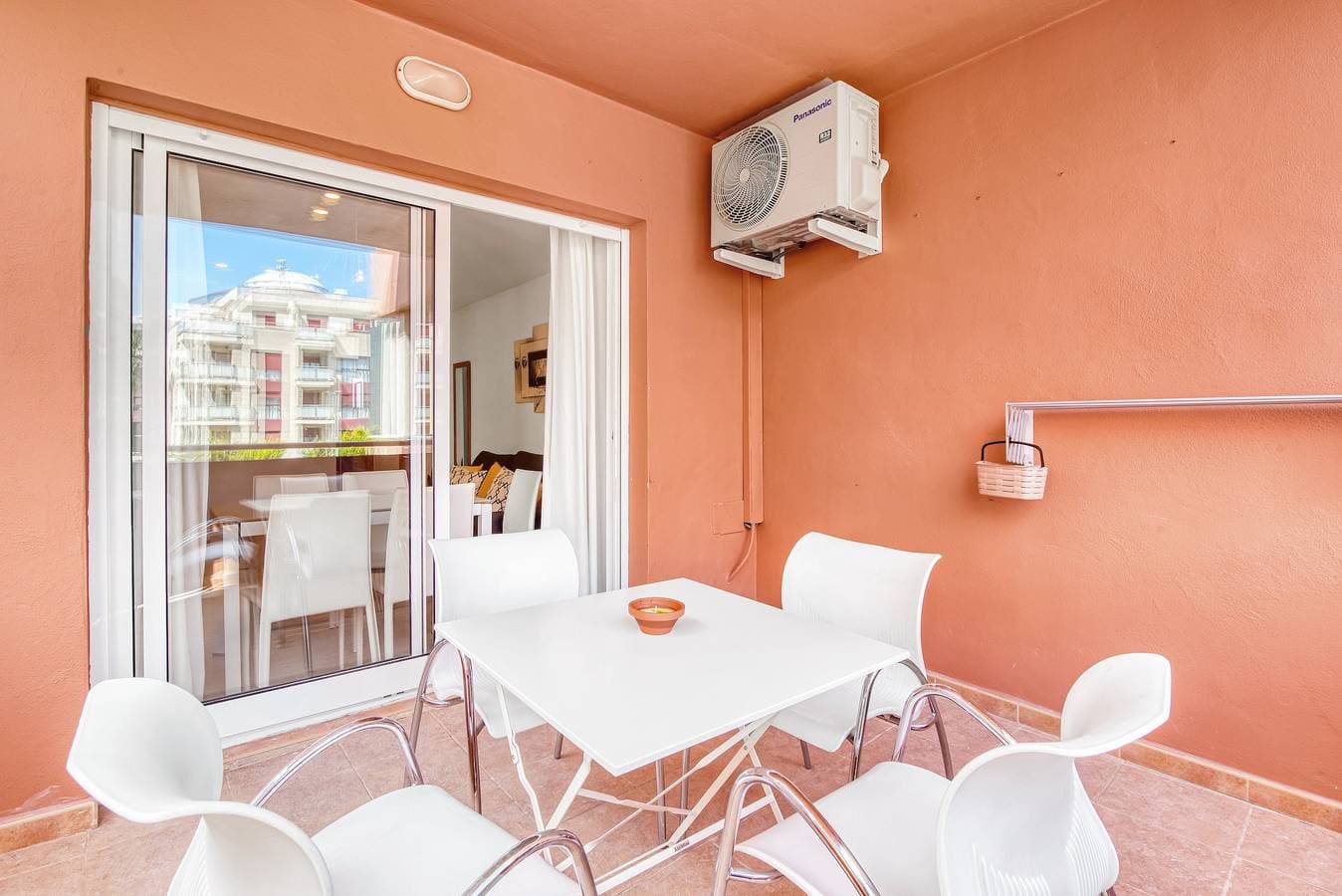 Foto 4 von 22: Ferienwohnung "Castillo-playa" mit Gemeinschaftspool, Privater Terrasse und WLAN
