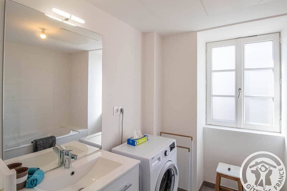 Foto 8 von 23: Charmante maison au bord de l'eau, près d'Angers, 2 chambres, confort moderne, idéal pour familles