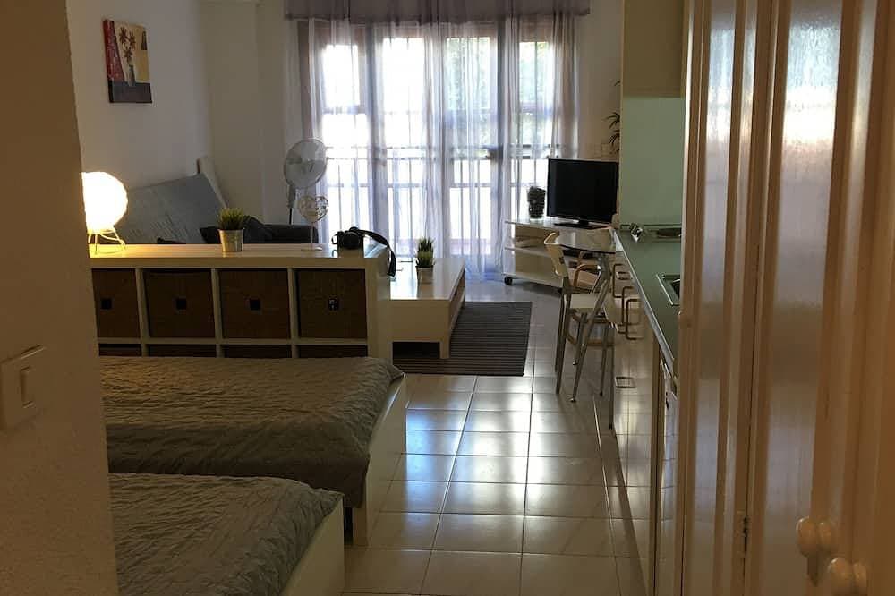 Foto 8 von 22: Studio in wunderschöner Anlage mit neuem Gemeinschaftspool - Kostenloses WIFI und Klimaanlage