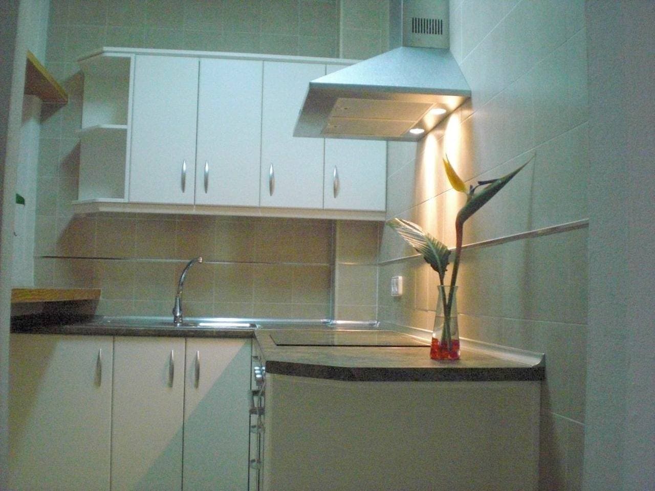 Foto 3 von 32: One-Bedroom Apartment