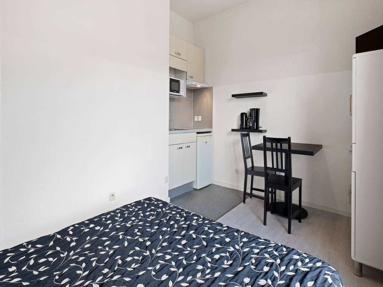 Foto 4 von 10: Apartment in Grasse mit Poolblick