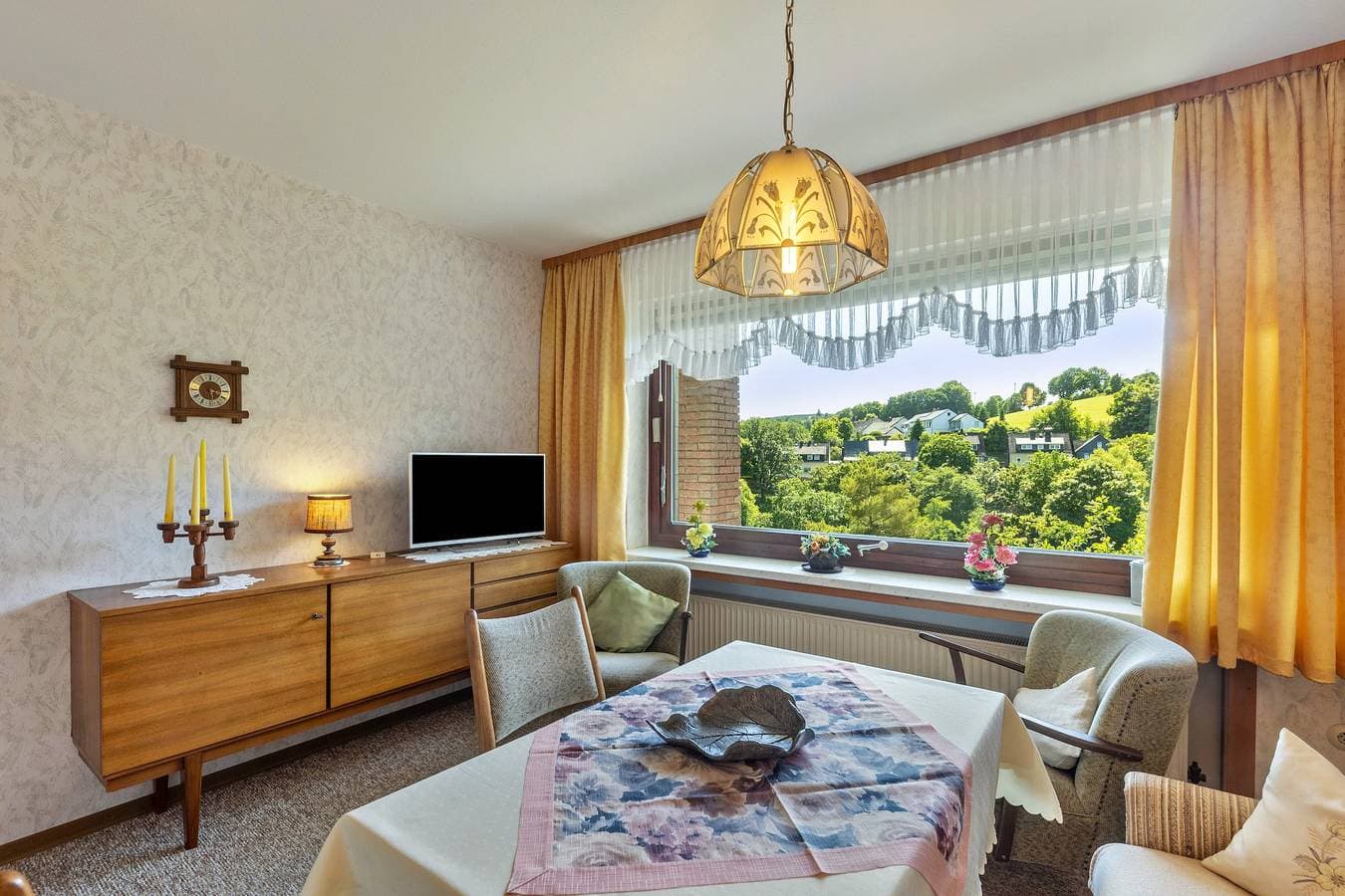 Foto 7 von 24: Ferienwohnung 'Haus Am Osterkopf' mit Bergblick, privater Terrasse und eigenem Garten