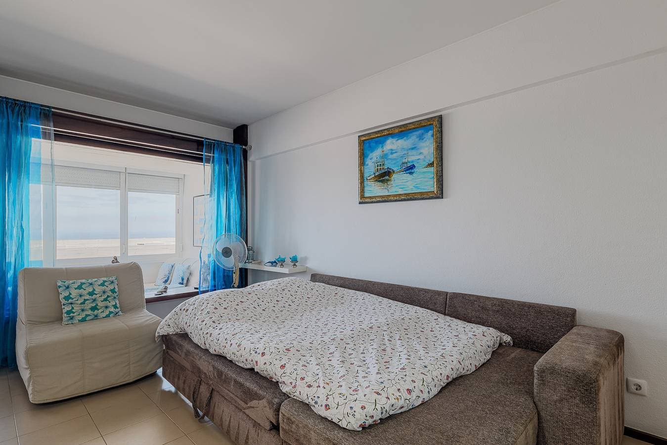 Foto 12 von 23: Apartment 'Small By The Beach' mit Meerblick, Balkon und WLAN