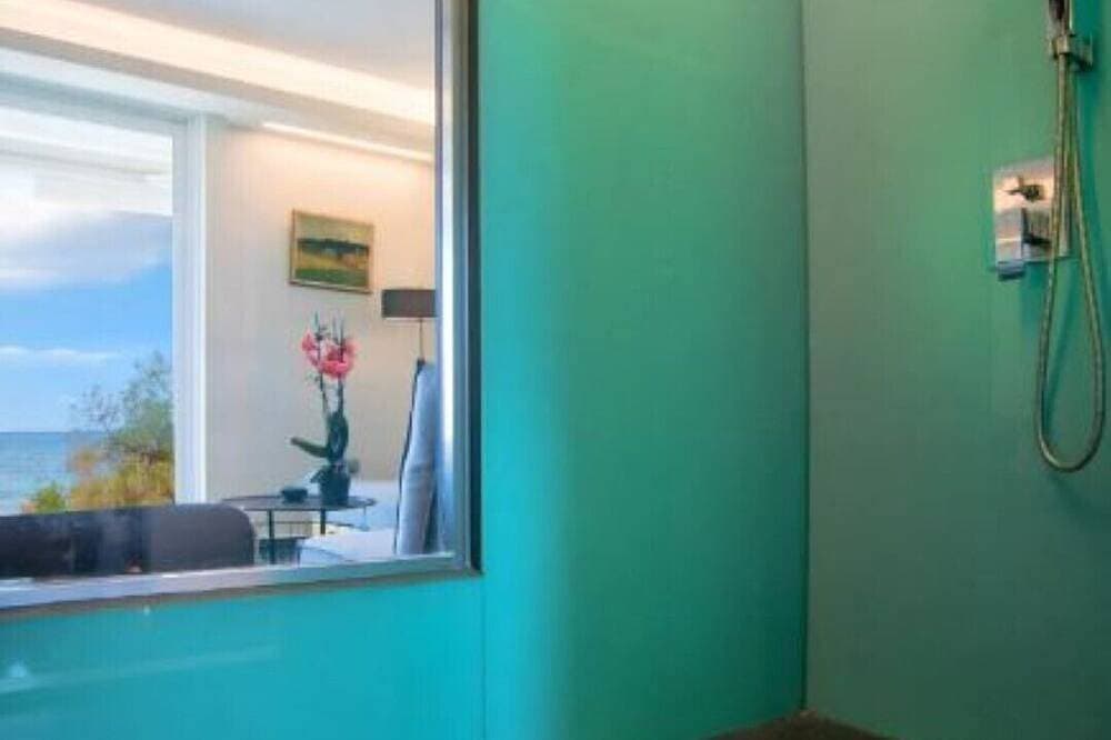 Foto 5 von 16: Vouliagmeni Kavouri Waterfront Apartment