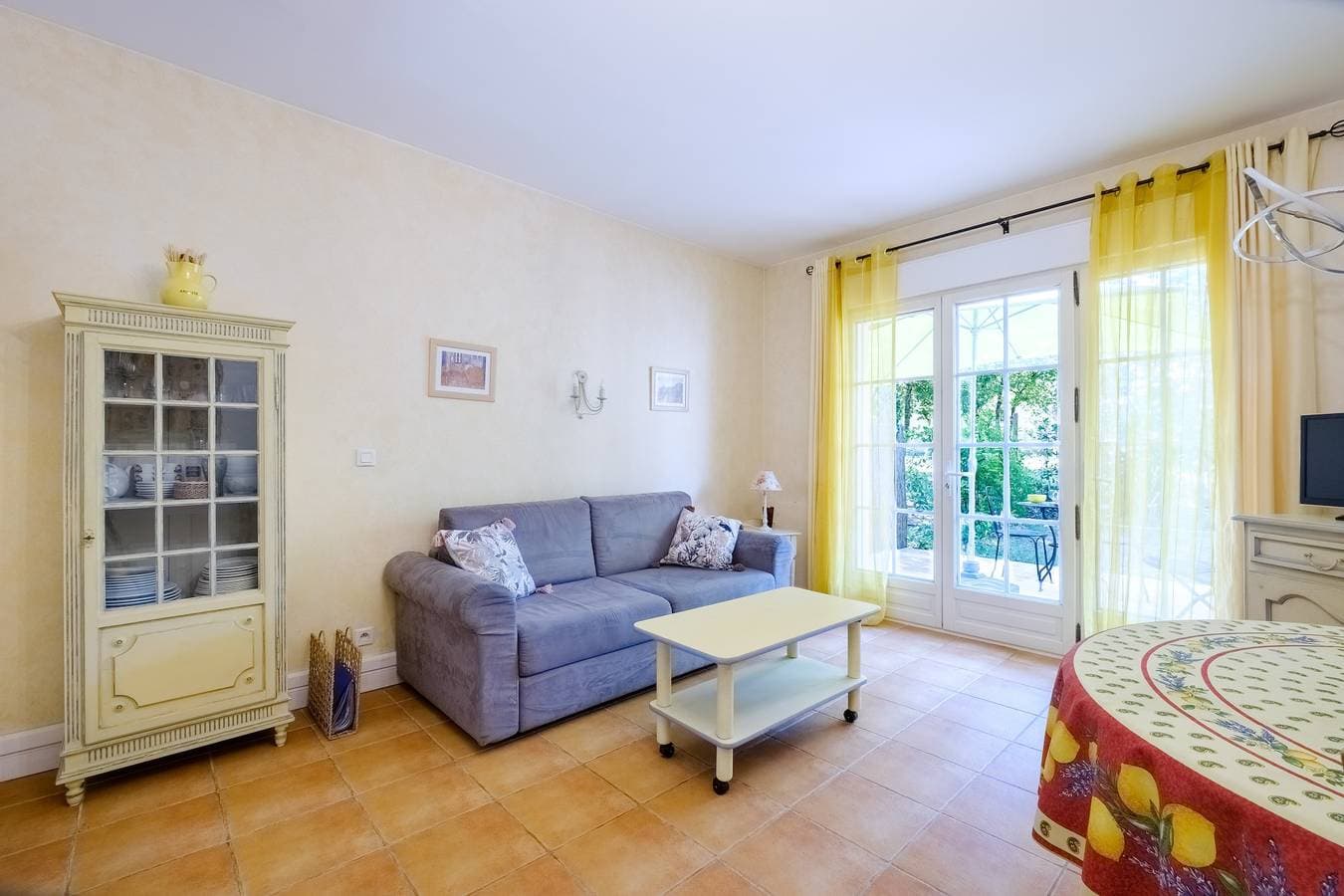 Foto 4 von 18: Studio-Apartment 'Domaine De Fayence' mit Gemeinschaftspool, WLAN und Klimaanlage