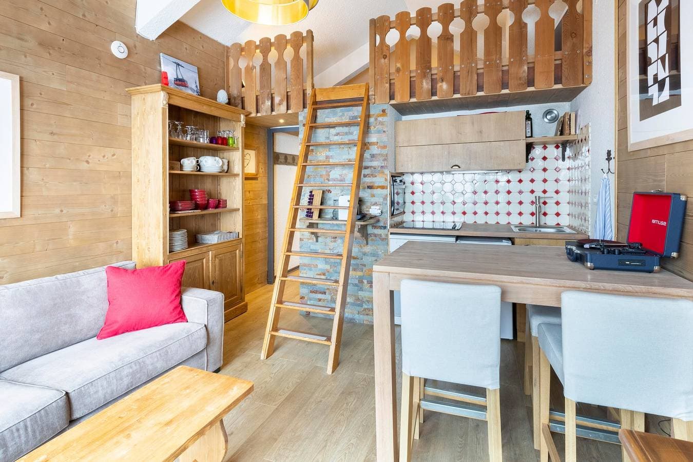 Foto 4 von 12: Ferienwohnung für 5 Personen mit Balkon