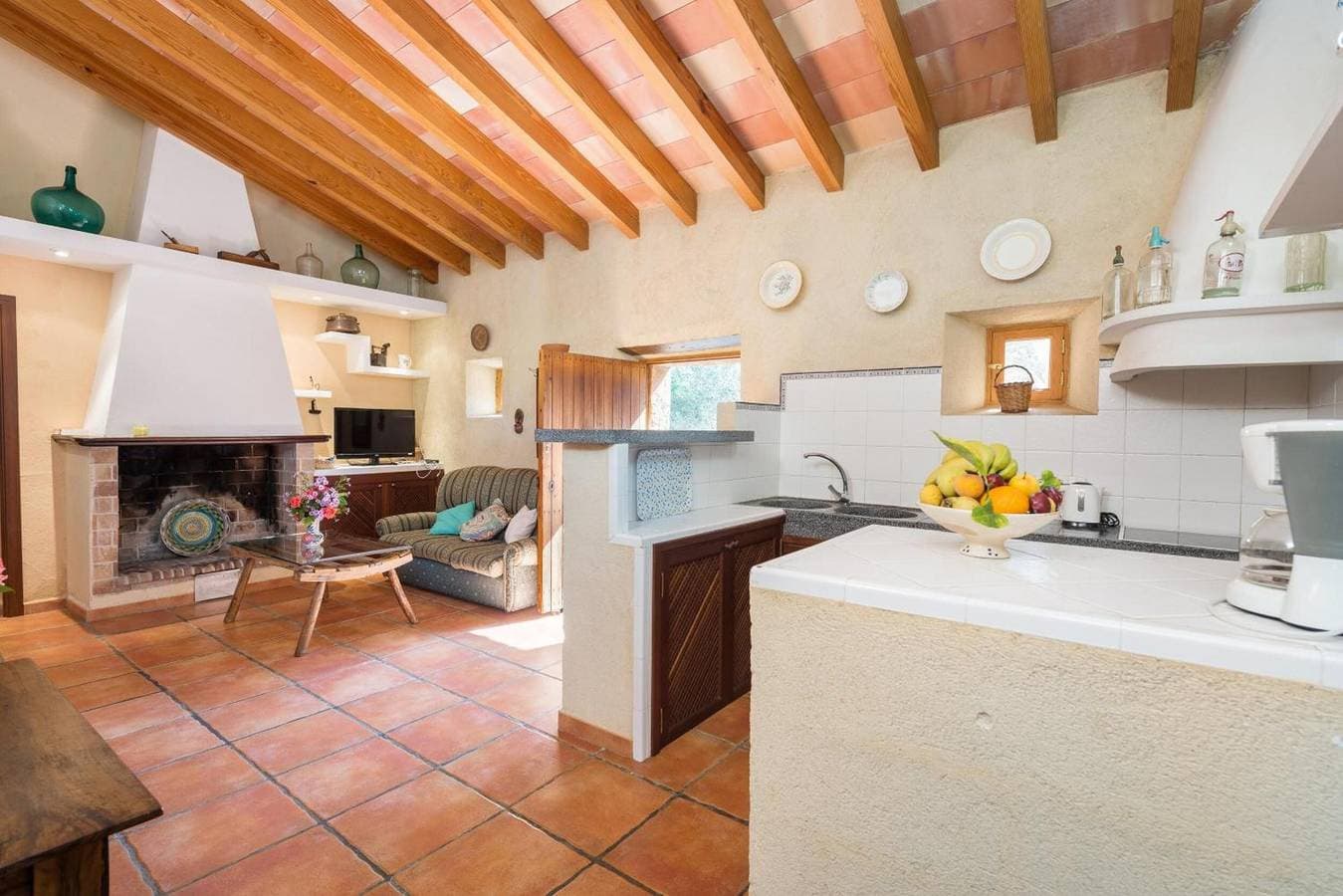 Foto 12 von 38: Villa 'Sa Plana Ref 42' mit Bergblick, privatem Pool und Wi-Fi