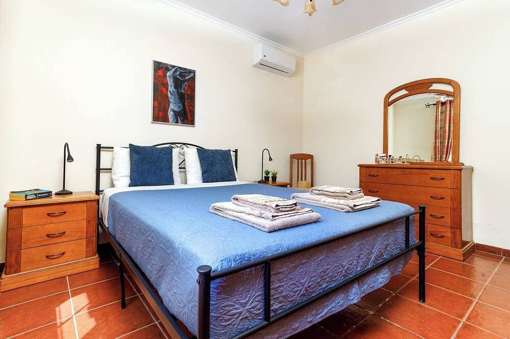 Foto 5 von 30: Charmanter, freistehender Bungalow mit privatem Pool, 5 Minuten von Praia Verde 94153 / Al entfernt