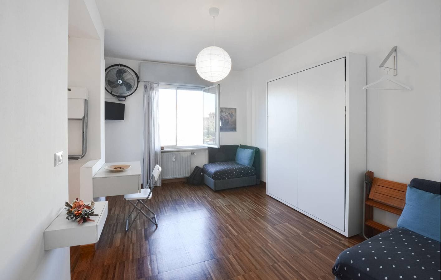 Foto 8 von 15: Modernes Apartment mit Terrasse und Parkplatz 1,5 km vom Strand entfernt
