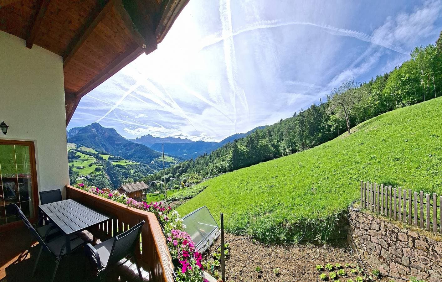 Foto 4 von 31: Rosengarten – Authentischer Hofurlaub mit Tieren- Sauna & Bergblick