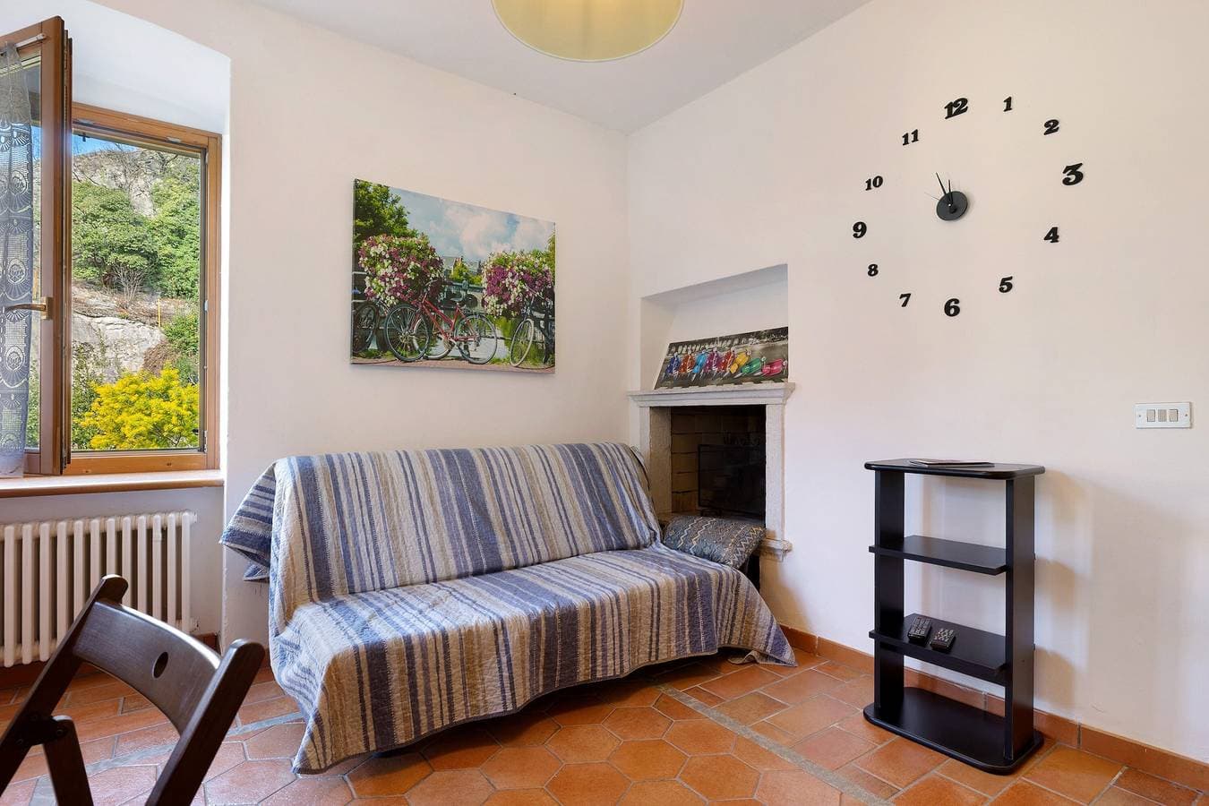 Foto 7 von 26: Villa G mit Seeblick, private Terrasse, nur wenige Schritte vom Gardasee entfernt