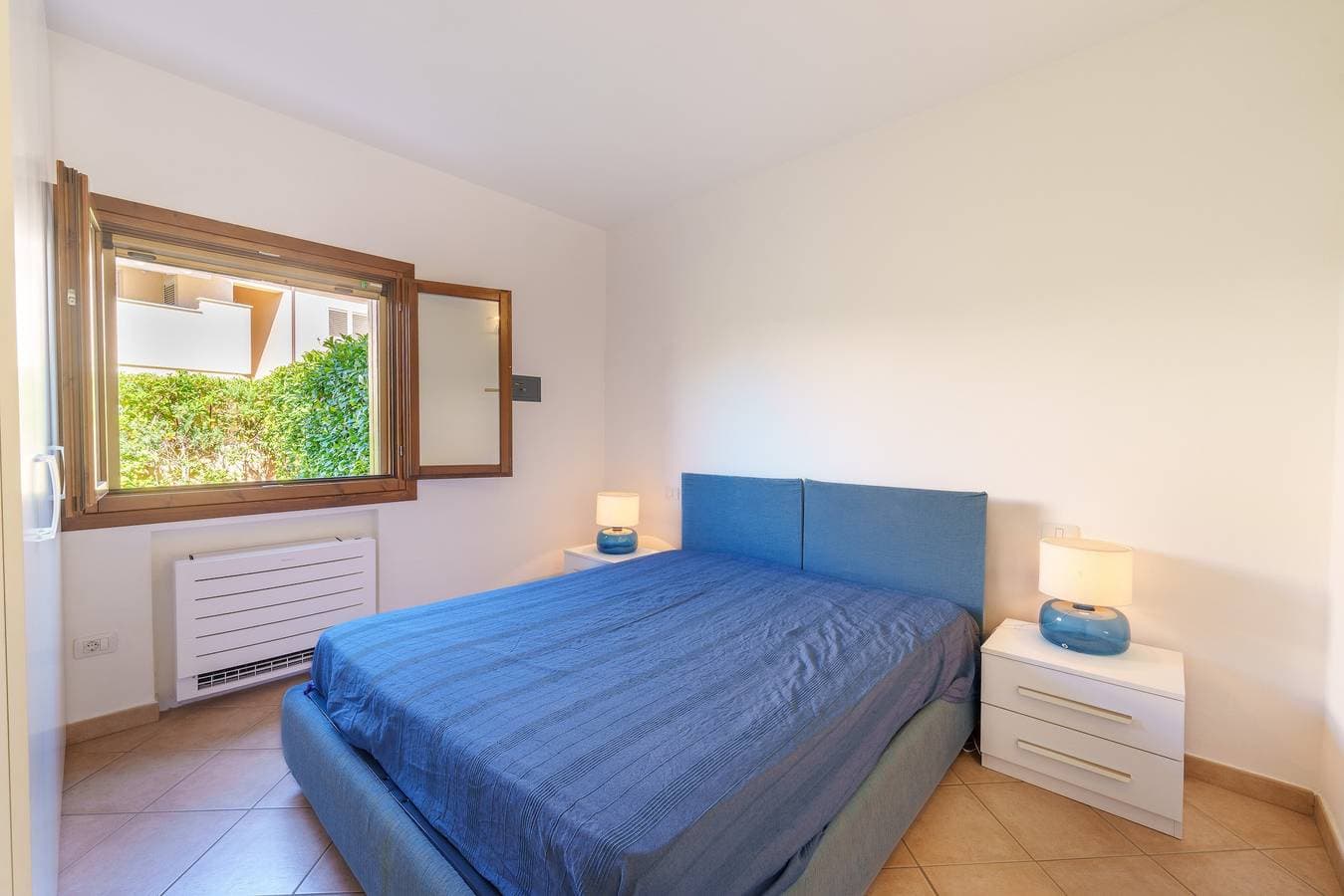Foto 10 von 20: Ferienwohnung 'Casa Vacanze Mandorlo' mit Gemeinschaftspool, Terrasse und Garten