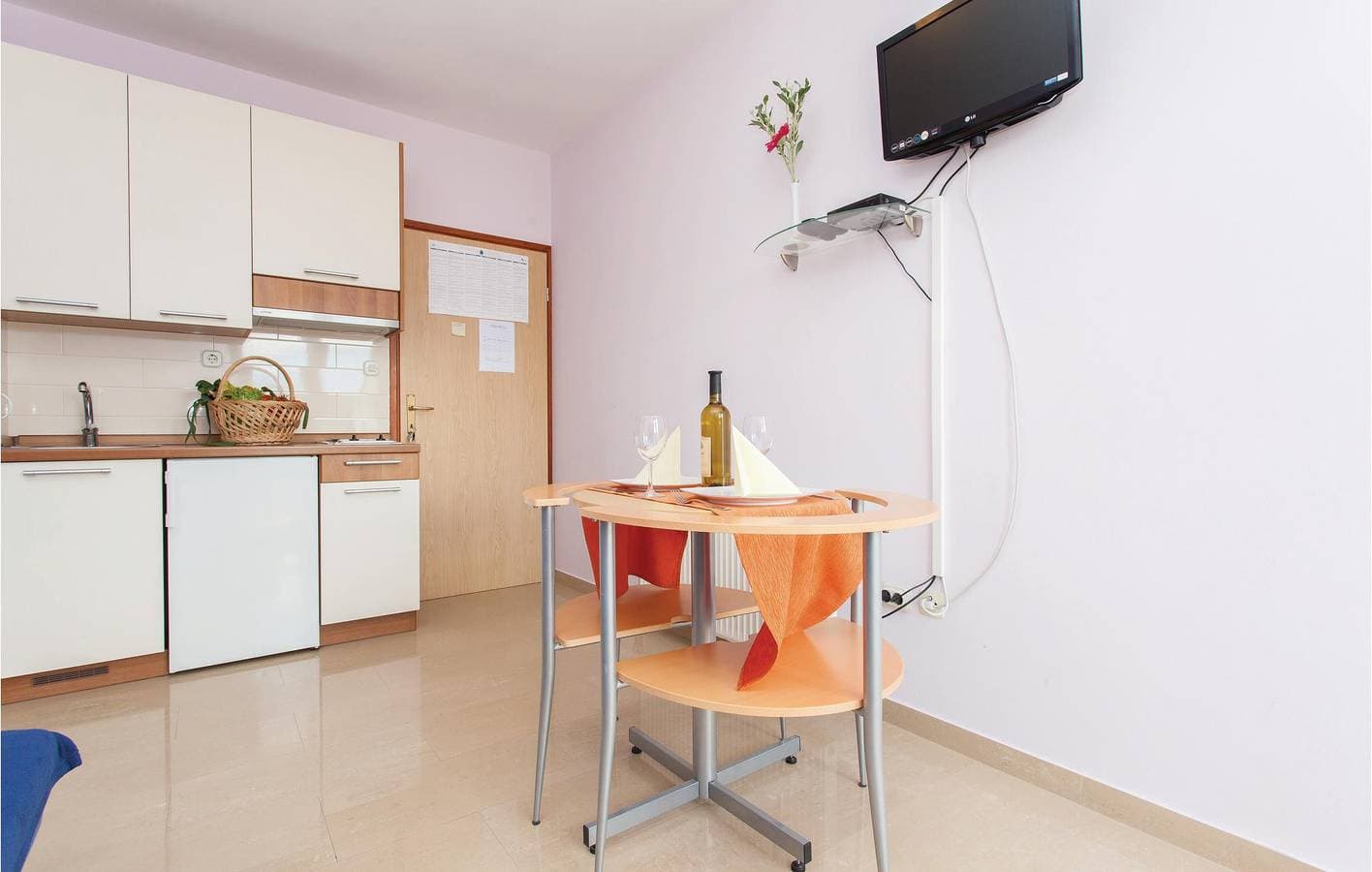 Foto 12 von 20: Gemütliche Ferienwohnung mit Terrasse, WLAN und Parkplatz – nur 700 m vom Strand entfernt!