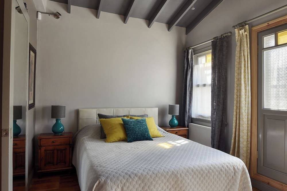 Foto 5 von 24: Charming 2-bedroom house with WiFi and AC in vibrant Istanbul