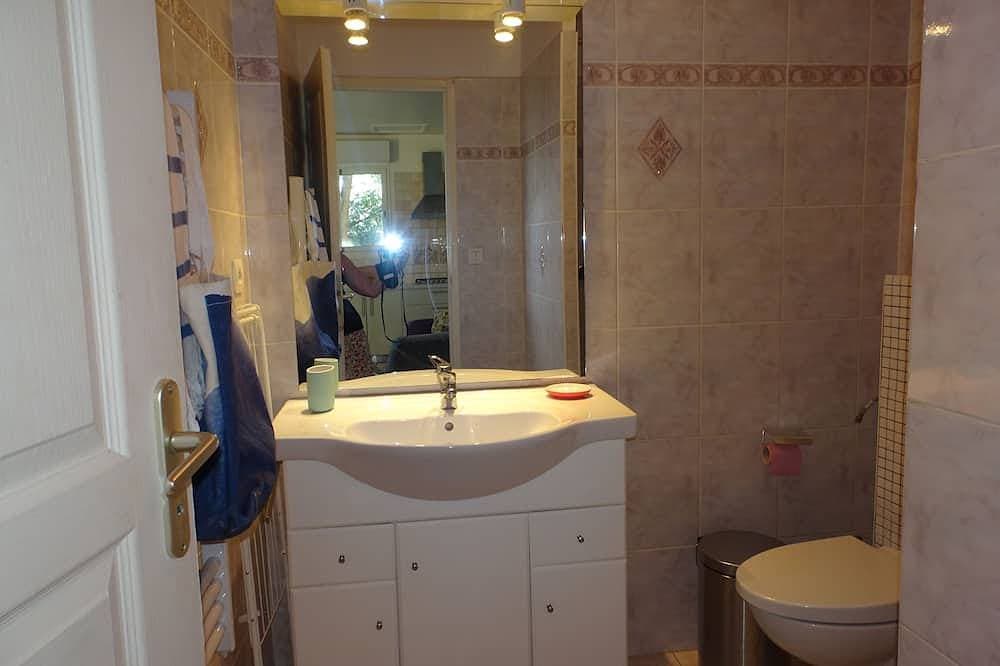 Foto 2 von 30: Ein wunderschönes Studio, Küchenzeile, Bad,Terrasse, Garten mit Grill, gr. Pool!