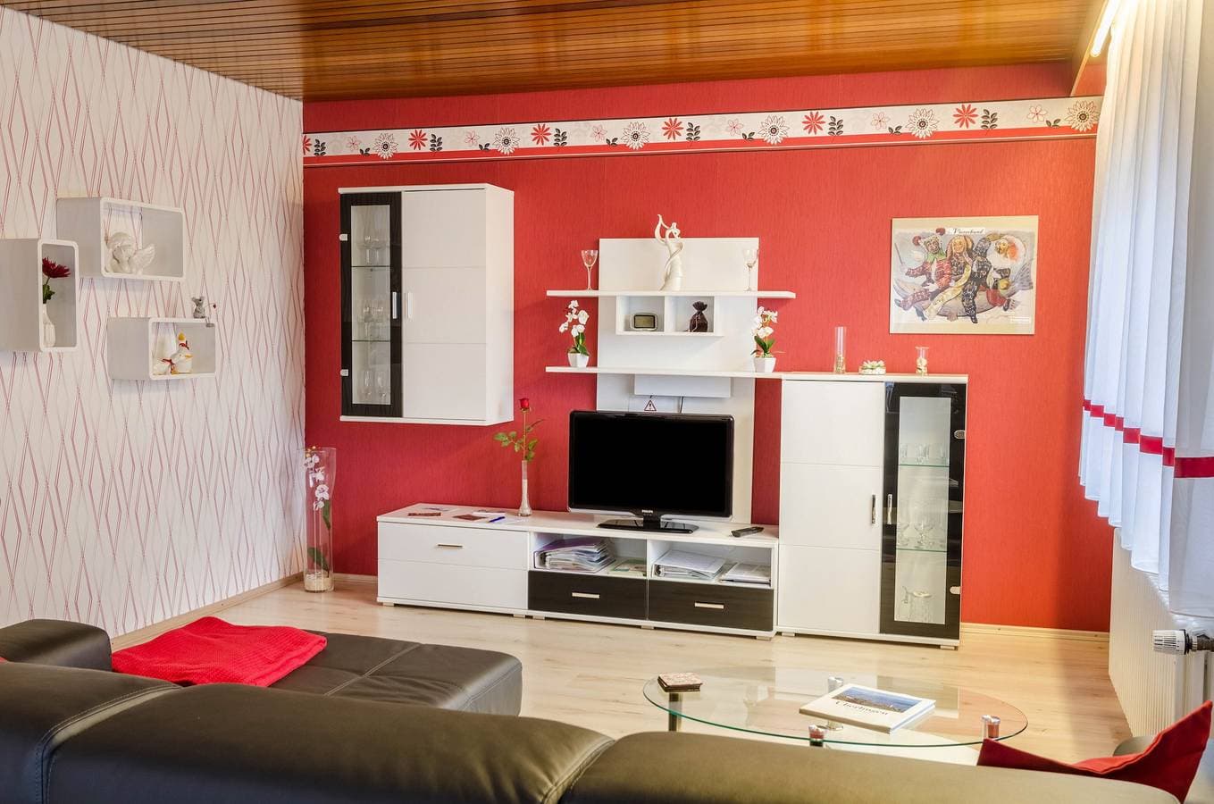 Foto 3 von 26: Ferienwohnung Kramer mit WLAN, Terrasse & Gemeinschaftsgarten