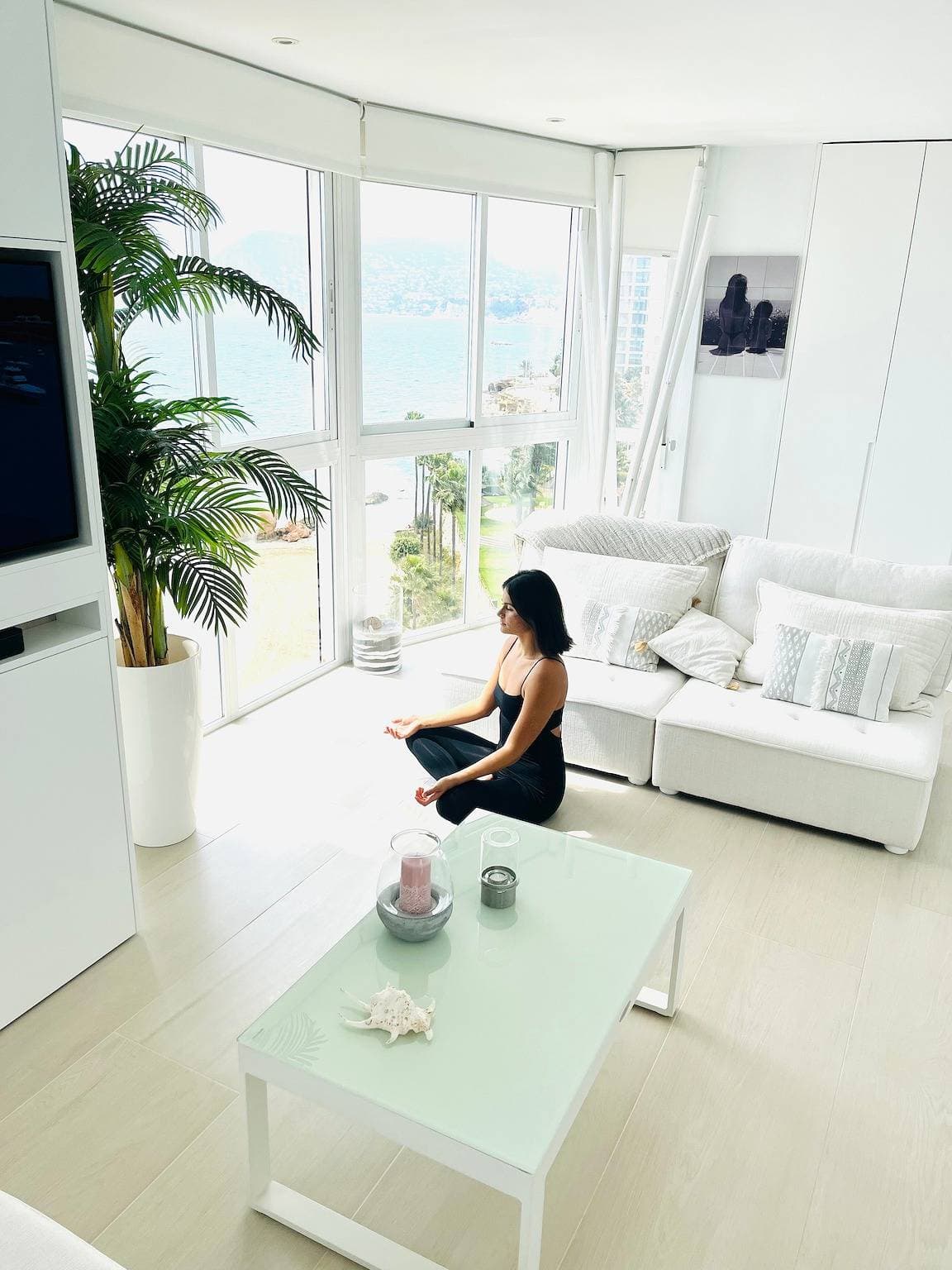Foto 11 von 38: Luxusapartment am Strand mit Meerblick, Pool, Garten und WLAN