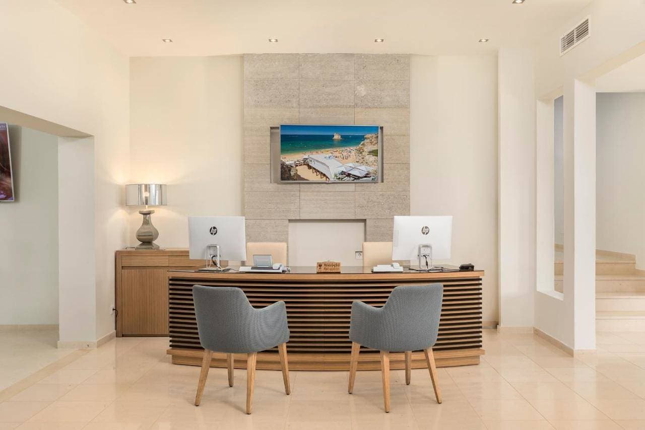 Foto 4 von 34: Caneiros Luxury House & Suites