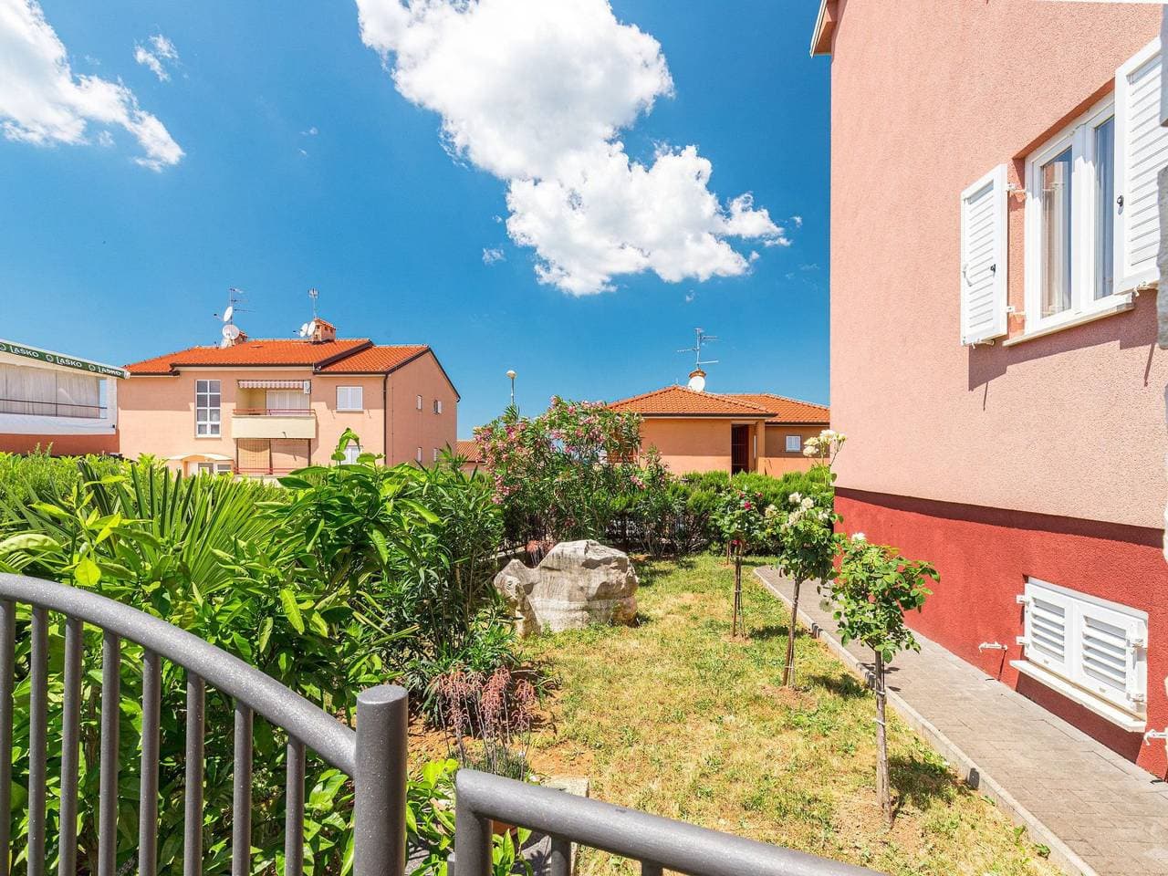 Foto 6 von 25: Villa Pinta mit großem Garten