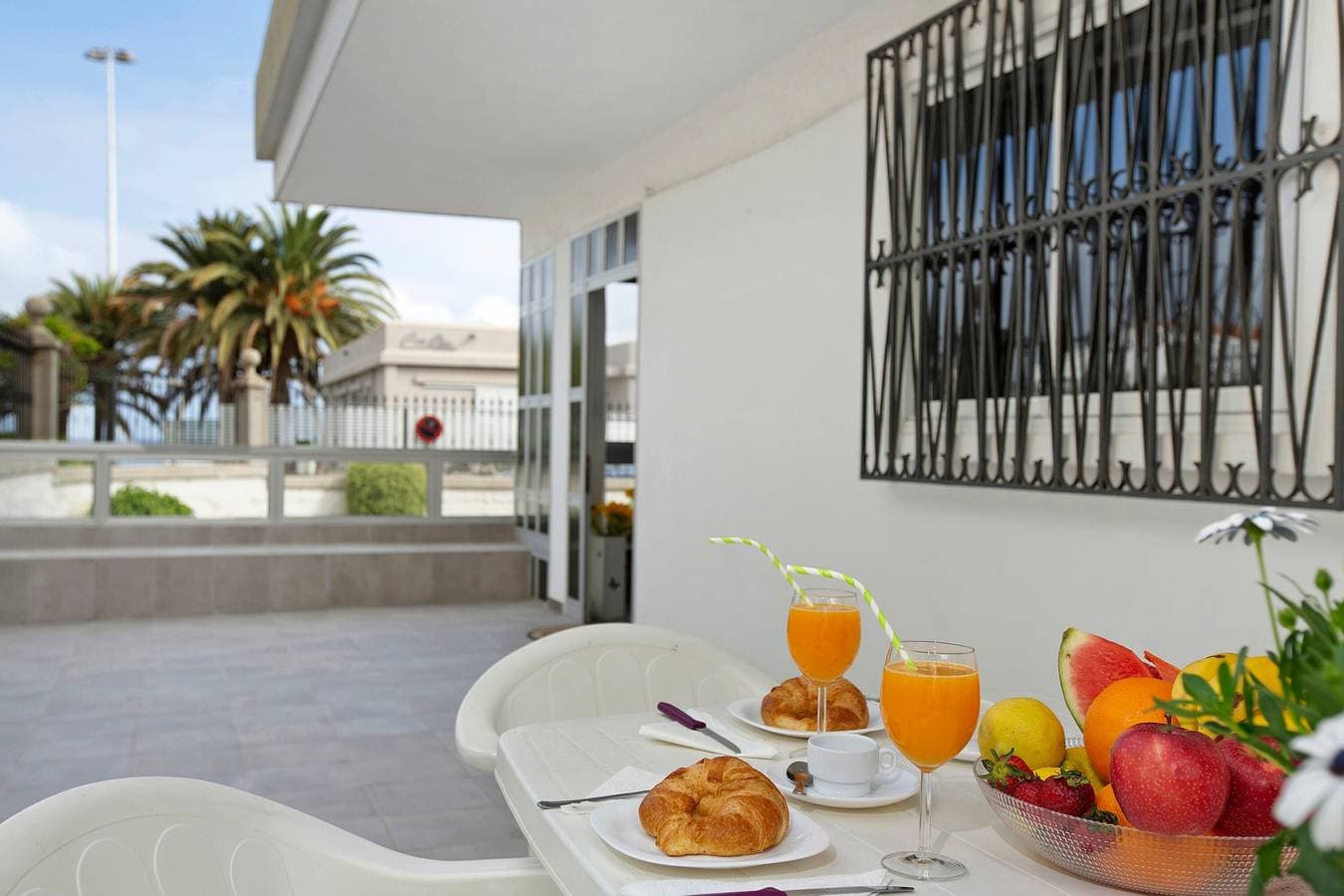 Foto 3 von 21: Ferienwohnung "Soledad Beach Playa de Las Burras" mit Pool