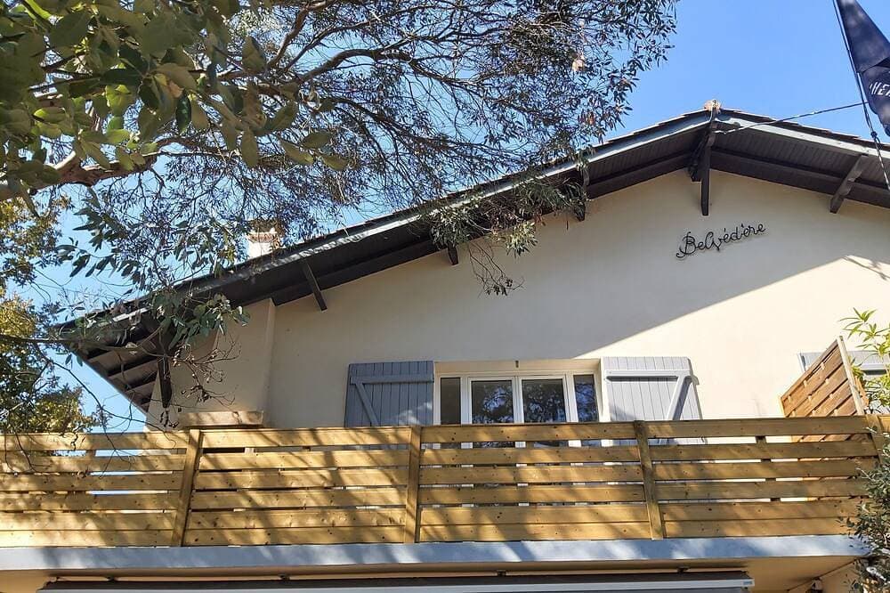 Appartement T2 de 42m2 Avec Balcon à 150m de la Plage Côté Bassin 1
