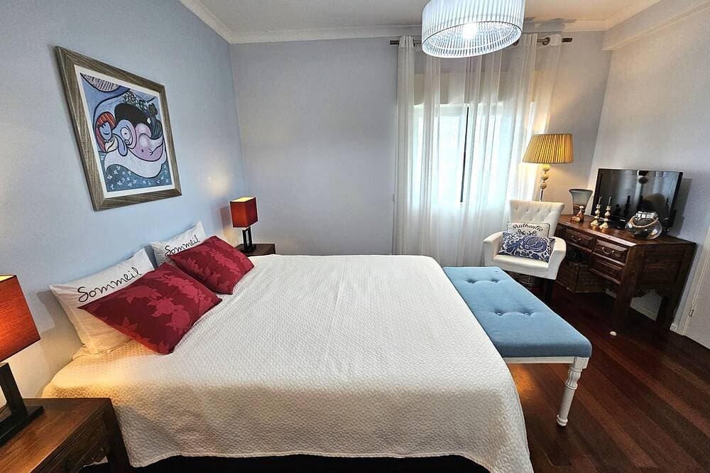 Foto 2 von 30: Sesimbra, Villa Luxueuse, Vue Superbe sur Océan, Port, Plage, 6/7 Voyageurs