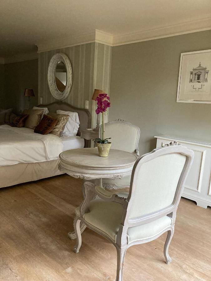 Foto 5 von 15: Deluxe King Room