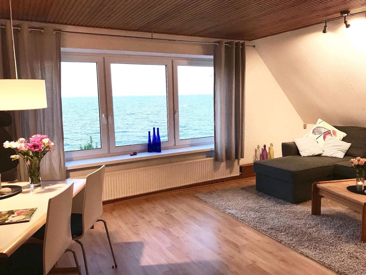 Foto 3 von 14: Gudhjem ... unsere Ferienwohnung mit tollem Meerblick