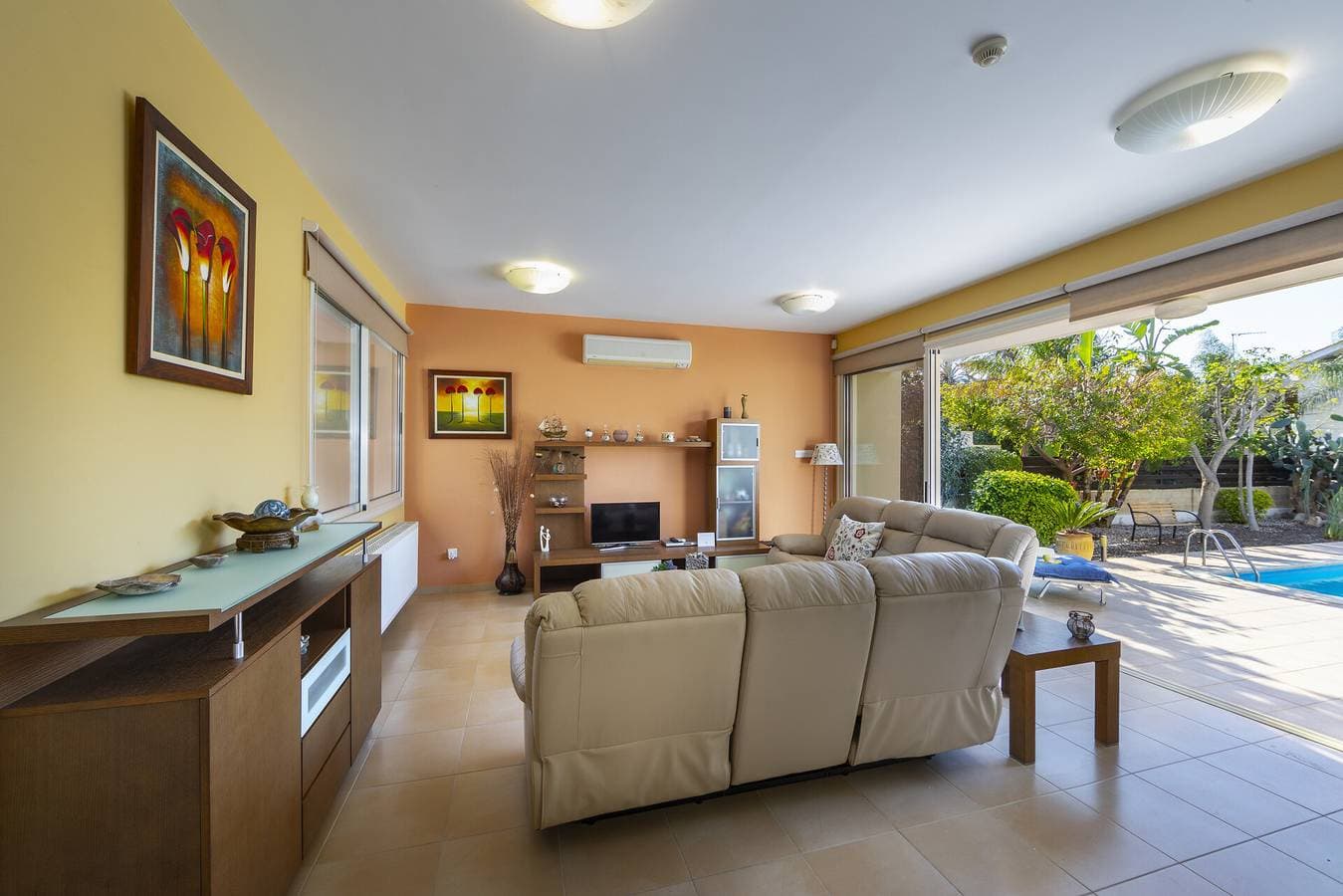 Foto 5 von 26: Villa für 6 Personen mit Balkon/Terrasse
