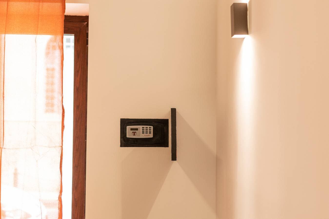 Foto 11 von 34: Ferienwohnung 'La Casetta Del Cuore' mit privatem Hinterhof, WLAN und Klimaanlage