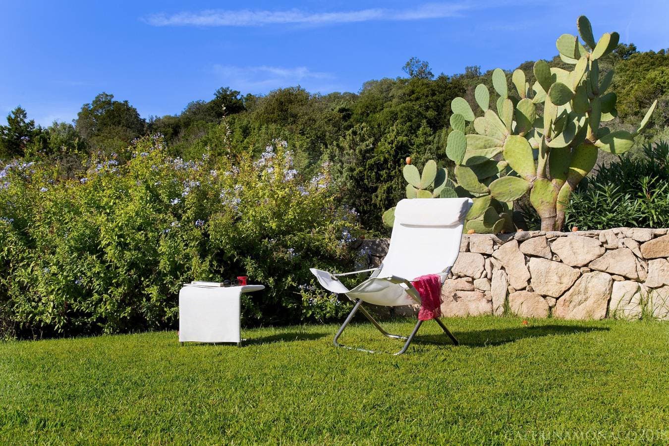 Foto 5 von 21: Ferienhaus "Casa Magnolia San Pantaleo" mit Klimaanlage, Garten & Terrasse; Parkplatz