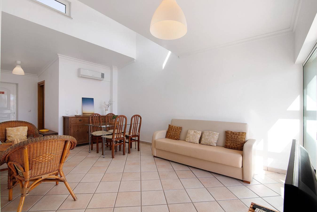 Foto 6 von 24: Apartment 'T1 2D Apt. Flor de Sal' mit privater Terrasse, WLAN und Klimaanlage