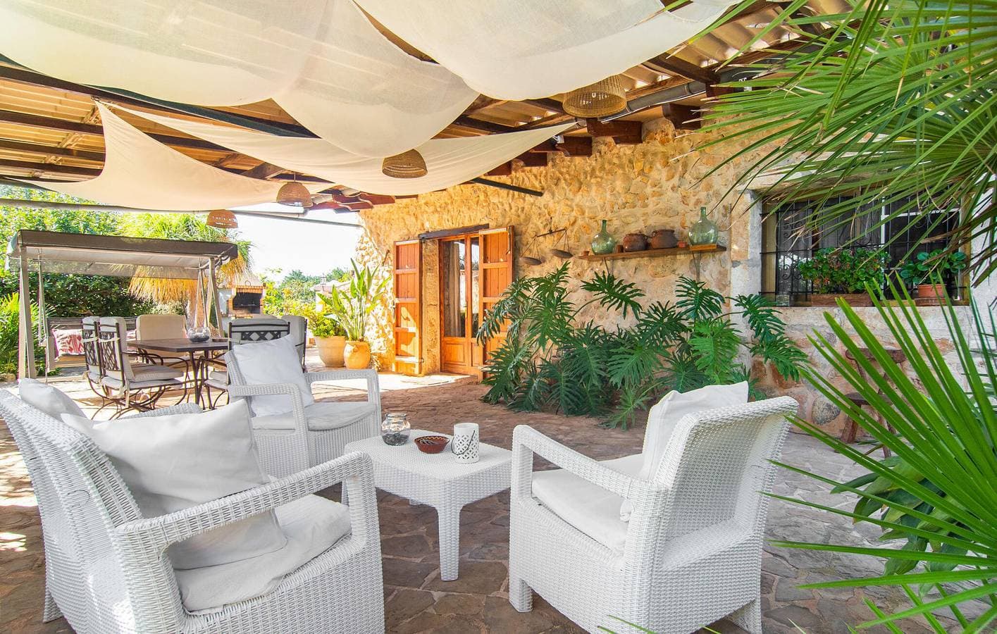 Foto 12 von 38: Búger Oase: Charmante Wohnung mit Pool und Terrasse