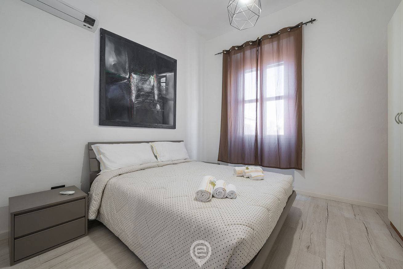 Foto 5 von 30: Ferienwohnung für 4 Personen mit Balkon/Terrasse
