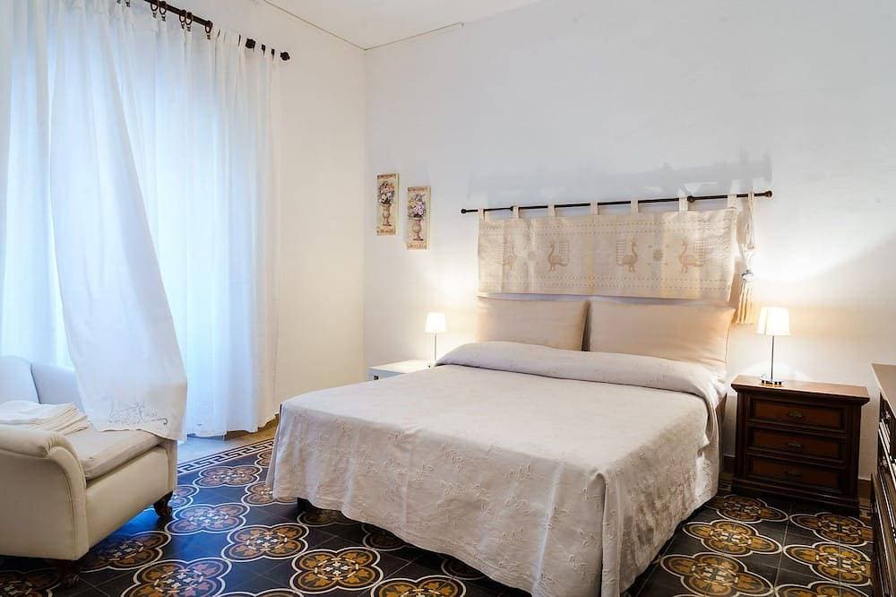 Foto 3 von 30: Ganze Wohnung 75 qm, 3 Schlafzimmer, 2 Bäder, Küche, große Terrasse