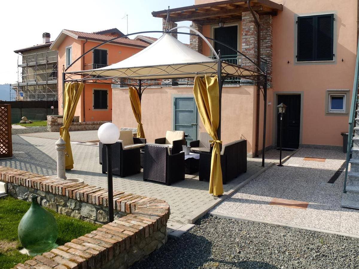 Foto 4 von 11: Apartment with Balcony