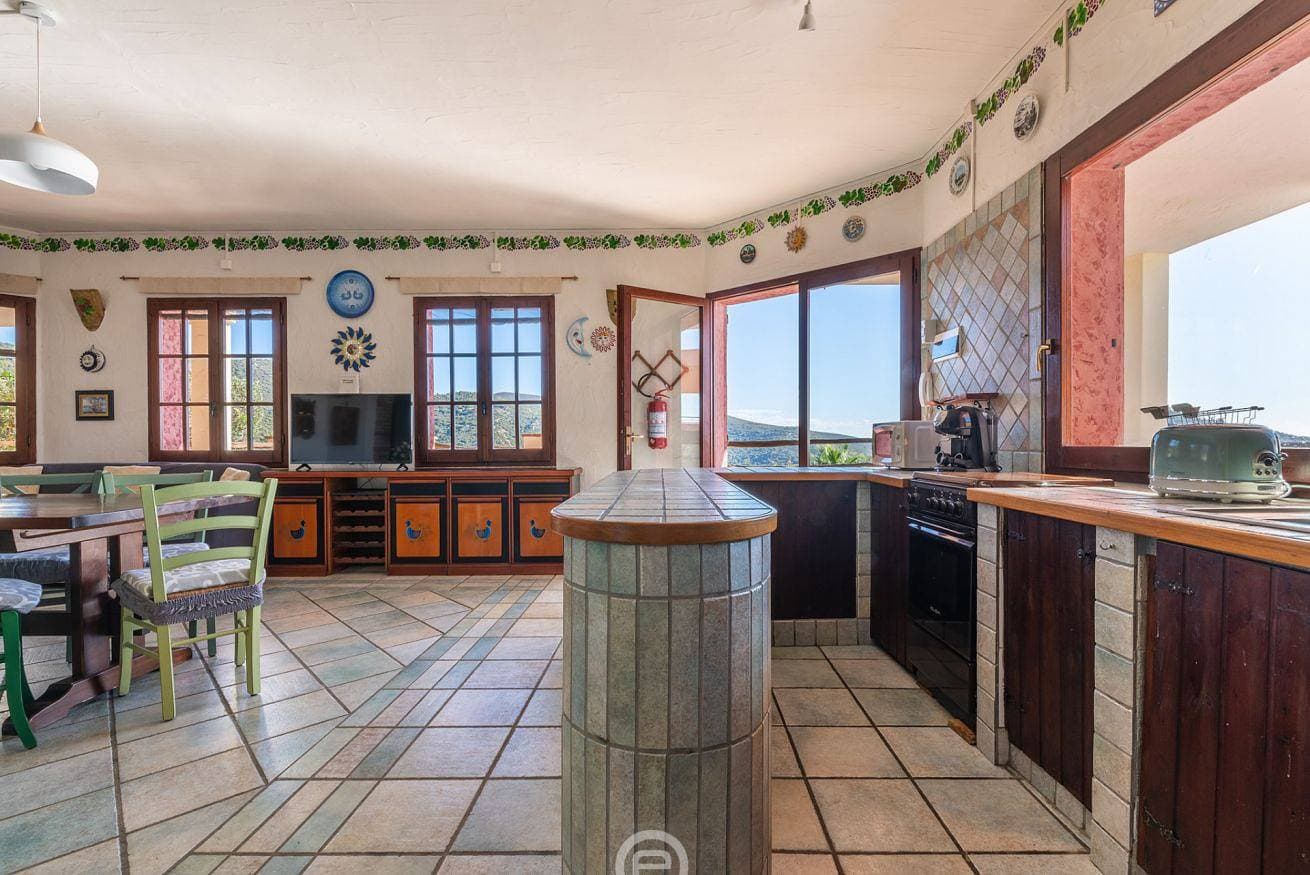 Foto 10 von 47: Villa für 8 Personen mit Pool