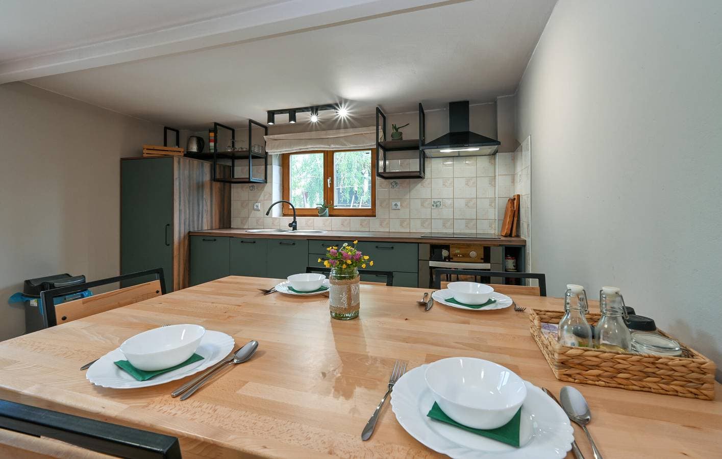 Foto 5 von 25: Gemütliche 2-Zimmer-Wohnung mit Pool, WLAN und Parkplatz