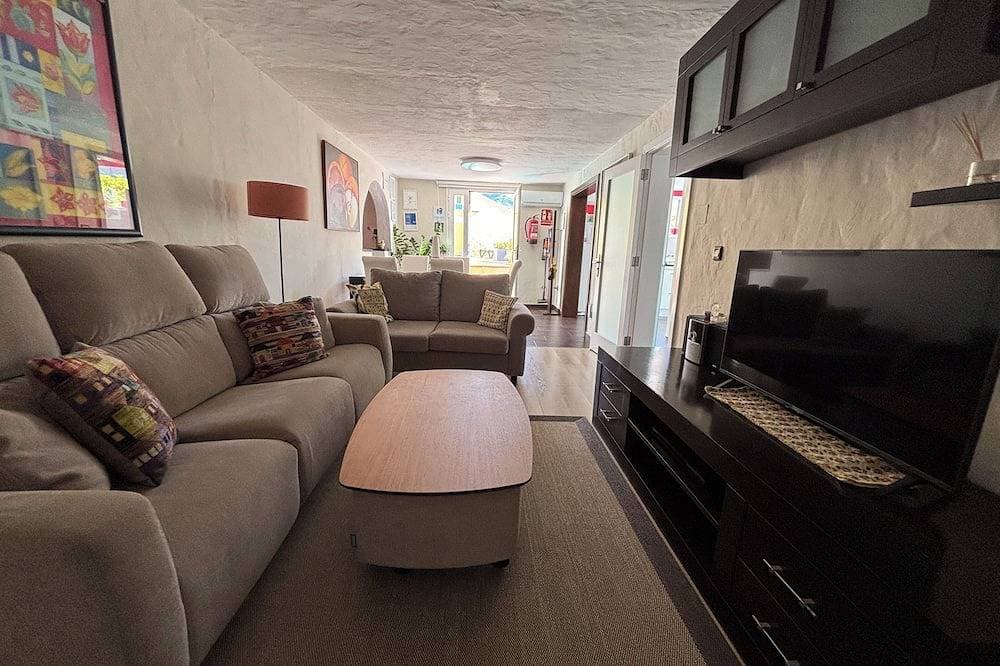 Foto 7 von 30: Lv Los Veroles mit beheiztem und privatem Pool, schöner Aussicht und WLAN.