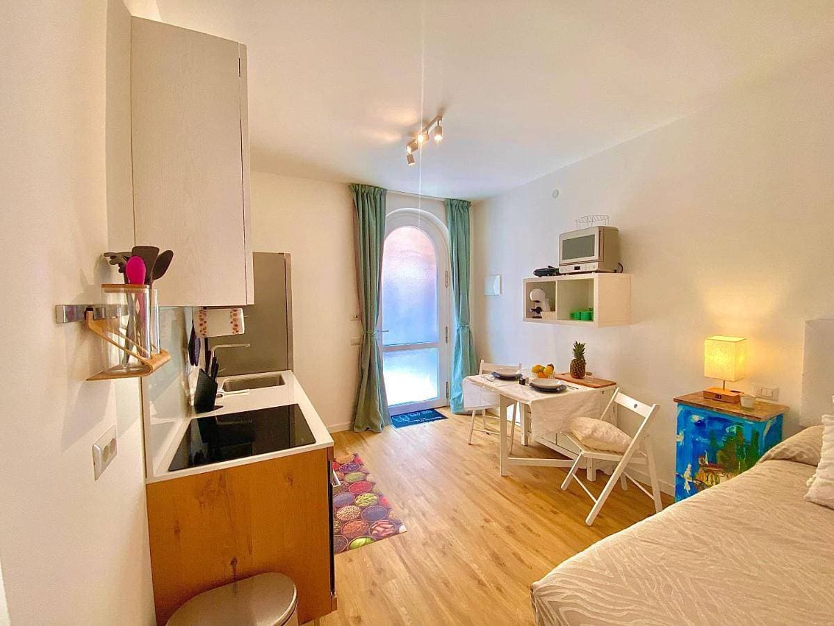 Foto 5 von 33: One-Bedroom Apartment