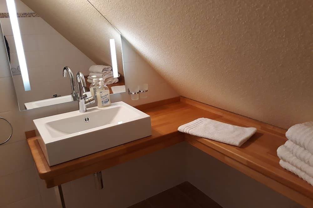Foto 4 von 11: Cozy living under thatch
