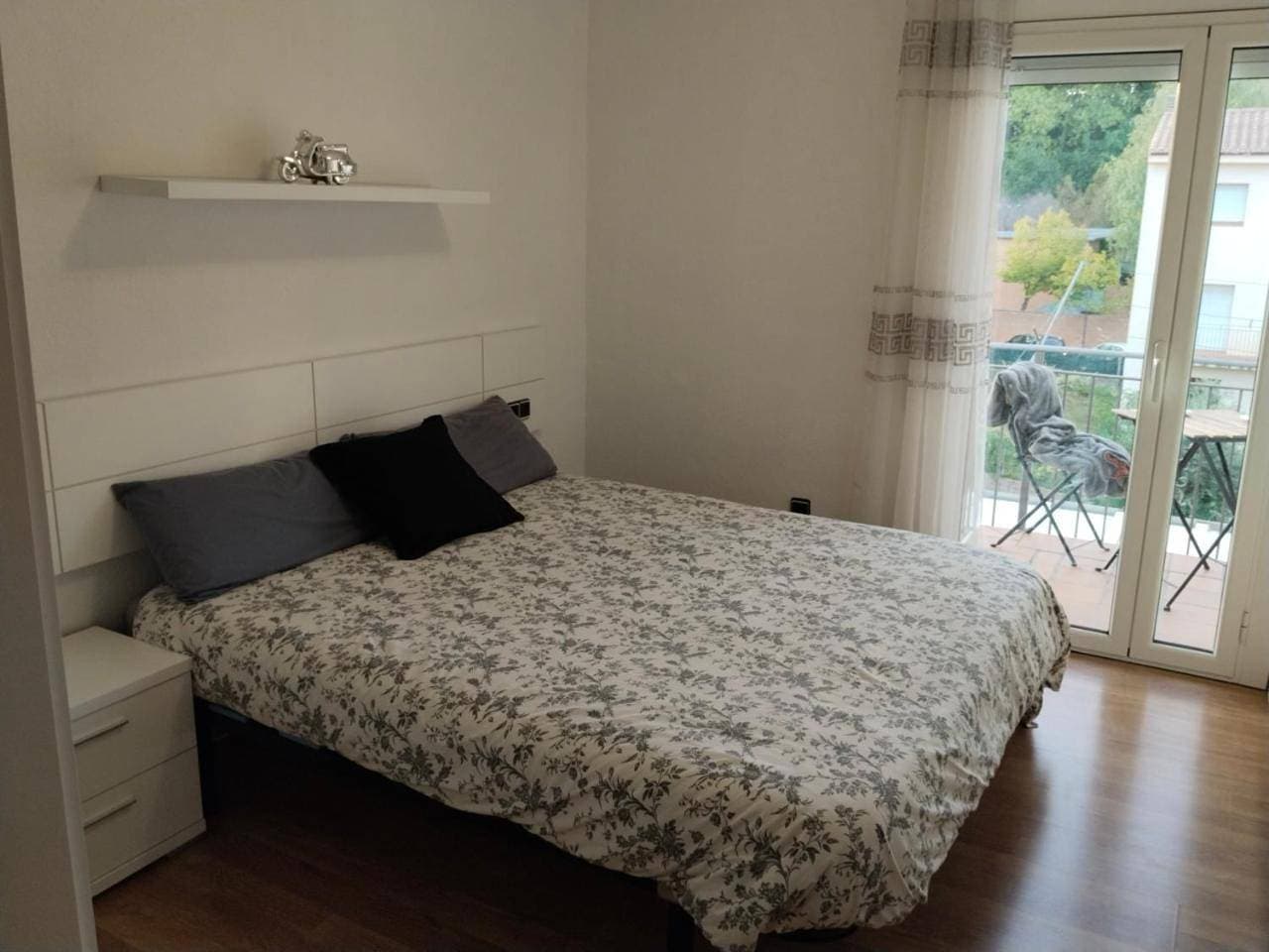 Foto 7 von 15: Two-Bedroom Apartment