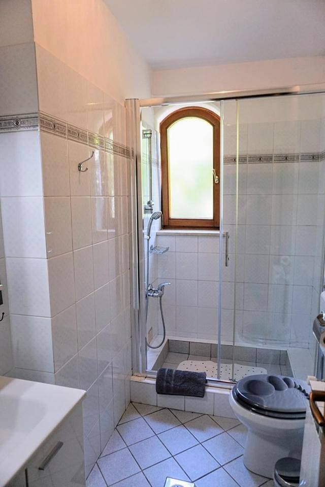 Foto 10 von 15: One-Bedroom Apartment with Balcony and Sea View
