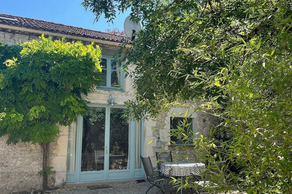 La Grange - charmante, umgebaute Scheune in einem schönen Dorf am Fluss Lot 1