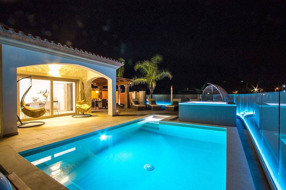 Mediterranean villa with private pool on Foxi Manna beach in Sardinia 1