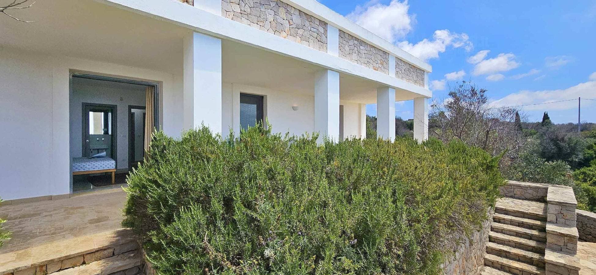 Foto 9 von 39: Ferienhaus für 6 Personen mit Terrasse