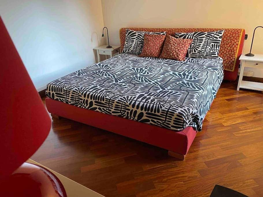 Foto 10 von 20: Two-Bedroom Apartment