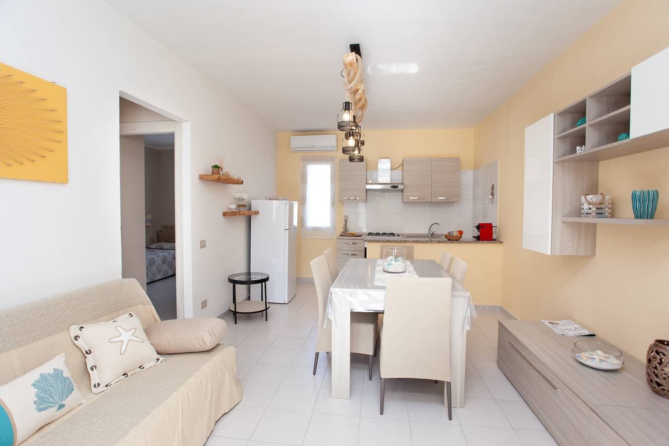 Foto 4 von 25: Familienfreundliche Ferienwohnung 'Brezza Marina' mit Garten, Klimaanlage und privater Terrasse