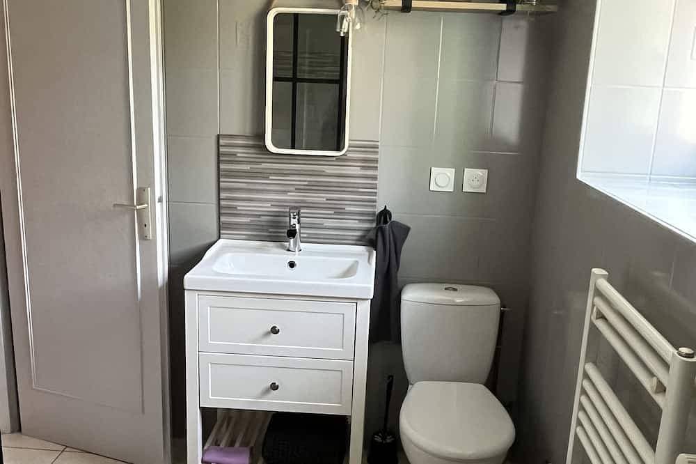 Foto 8 von 25: La Maison de Command, Gîte Pour 6 Personnes en Campagne, Avec Piscine